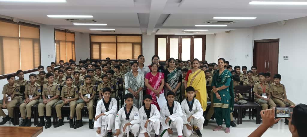 मिशन शक्ति 5.0 के अंतर्गत सेल्फ डिफेंस कार्यशाला का मेगा इवेंट हुआ आयोजित