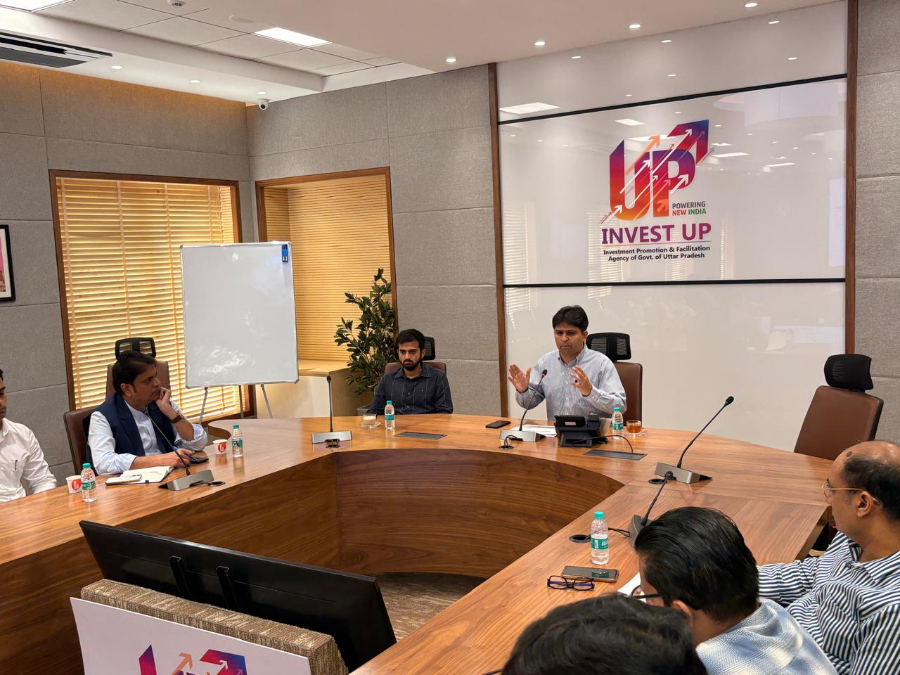 निवेश प्रक्रिया को सरल बनाने वाला मित्र 3.0 पोर्टल जल्द होगा शुरू, इन्वेस्ट यूपी ने उद्योग संगठनों से मांगे सुझाव