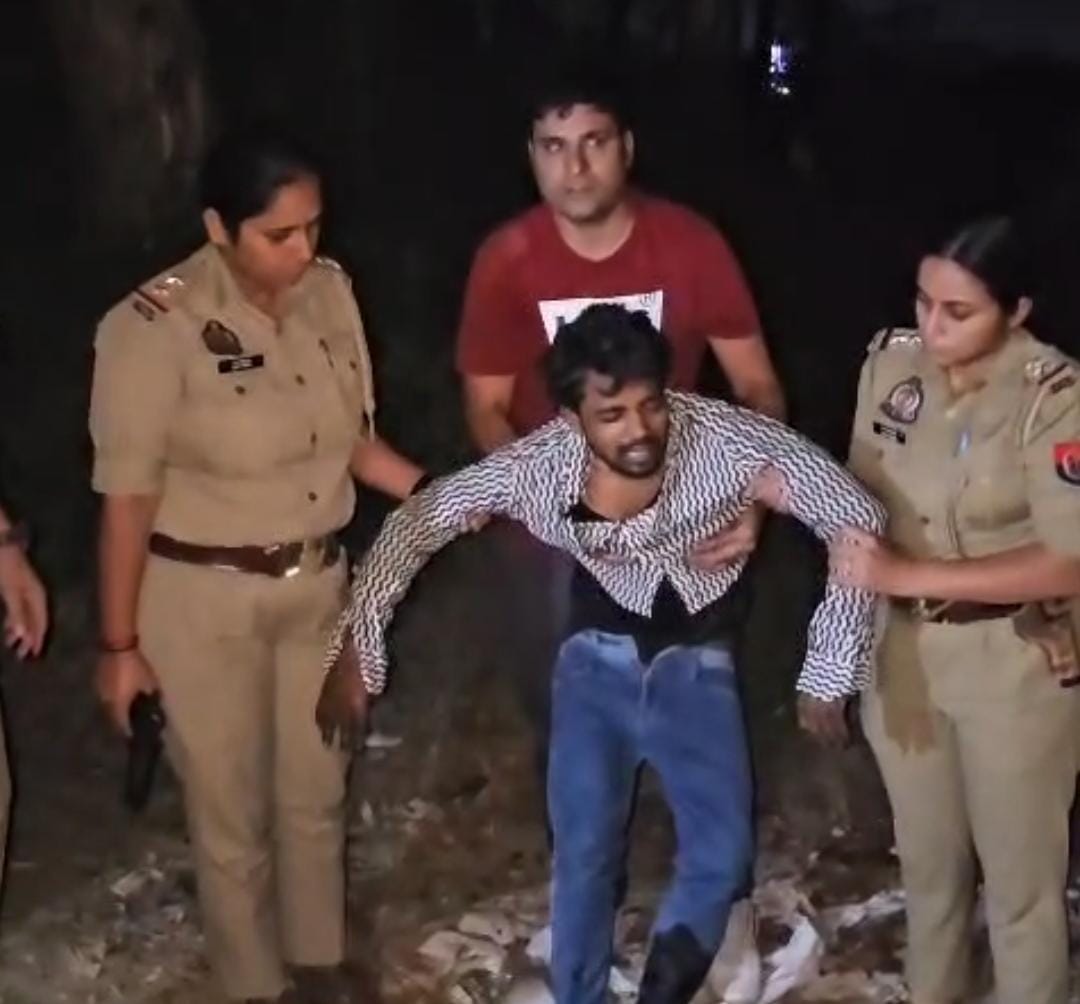 थाना कोसीकलां मे वांछित चल रहे दो शातिर बदमाशों से पुलिस की मुठभेड मे गिरफ्तार