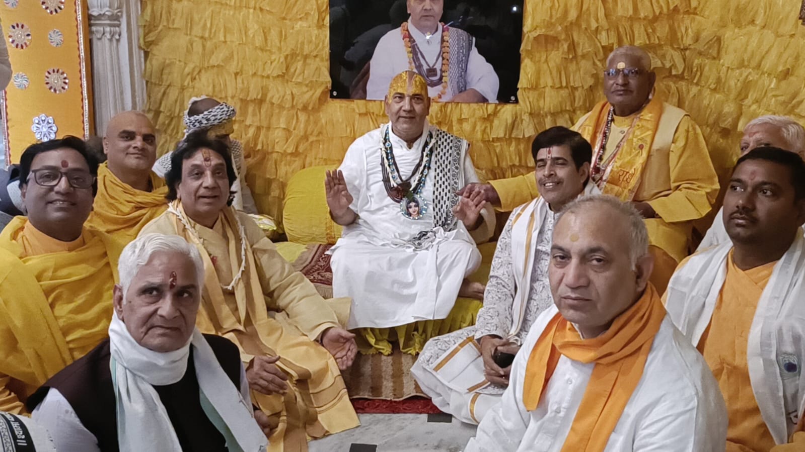 श्रीगोरेलाल कुंज में ठाकुर जी महाराज का वार्षिकोत्सव एवं चंदिया महोत्सव धूमधाम से मनाया