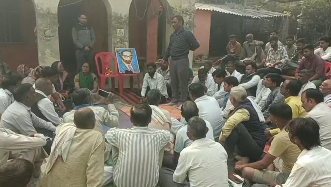 नाबालिग के दुष्कर्मियों की पकड़ न होने के विरोध में हुई सर्वजातीय पंचायत, जल्द गिरफ्तार न होने पर बड़े आंदोलन की चेतावनी