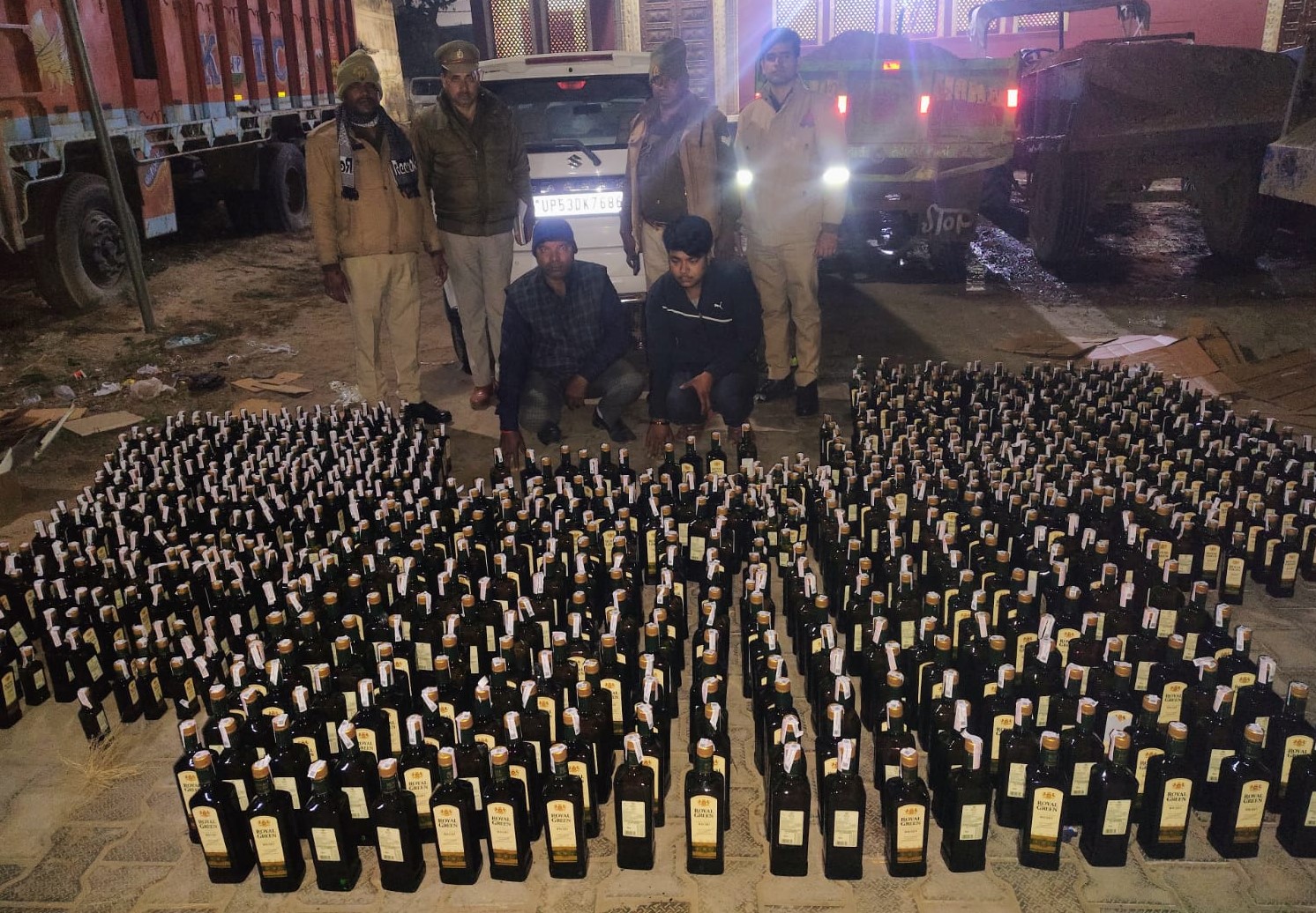 4 लाख की अवैध शराब के साथ दो तस्कर गिरफ्तार