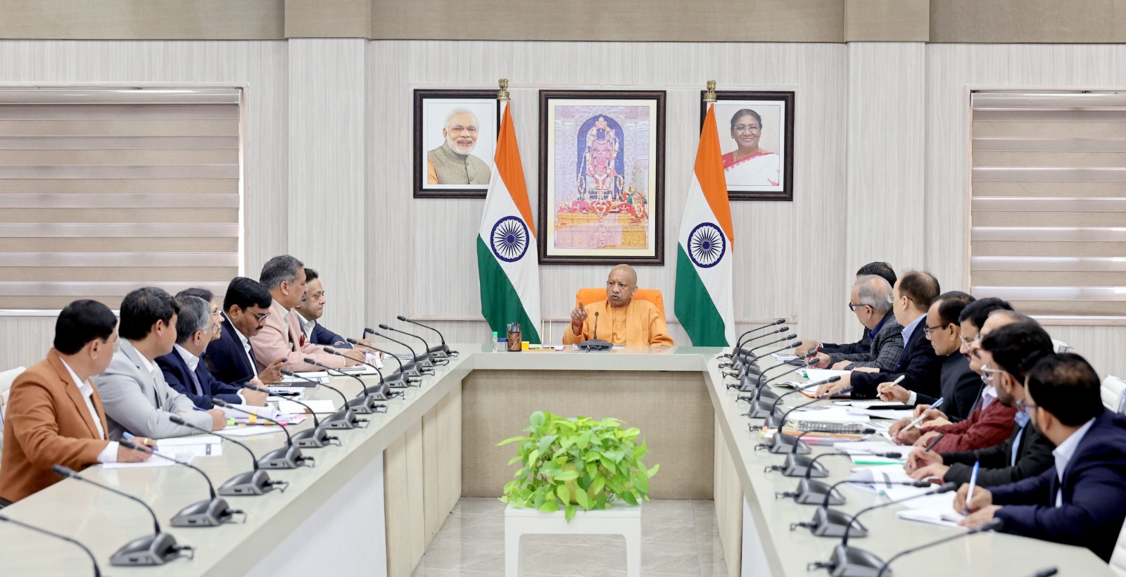 प्रति हेक्टेयर उत्पादकता बढ़ाने के लिए आधुनिक बीज नीति तैयार करें: मुख्यमंत्री