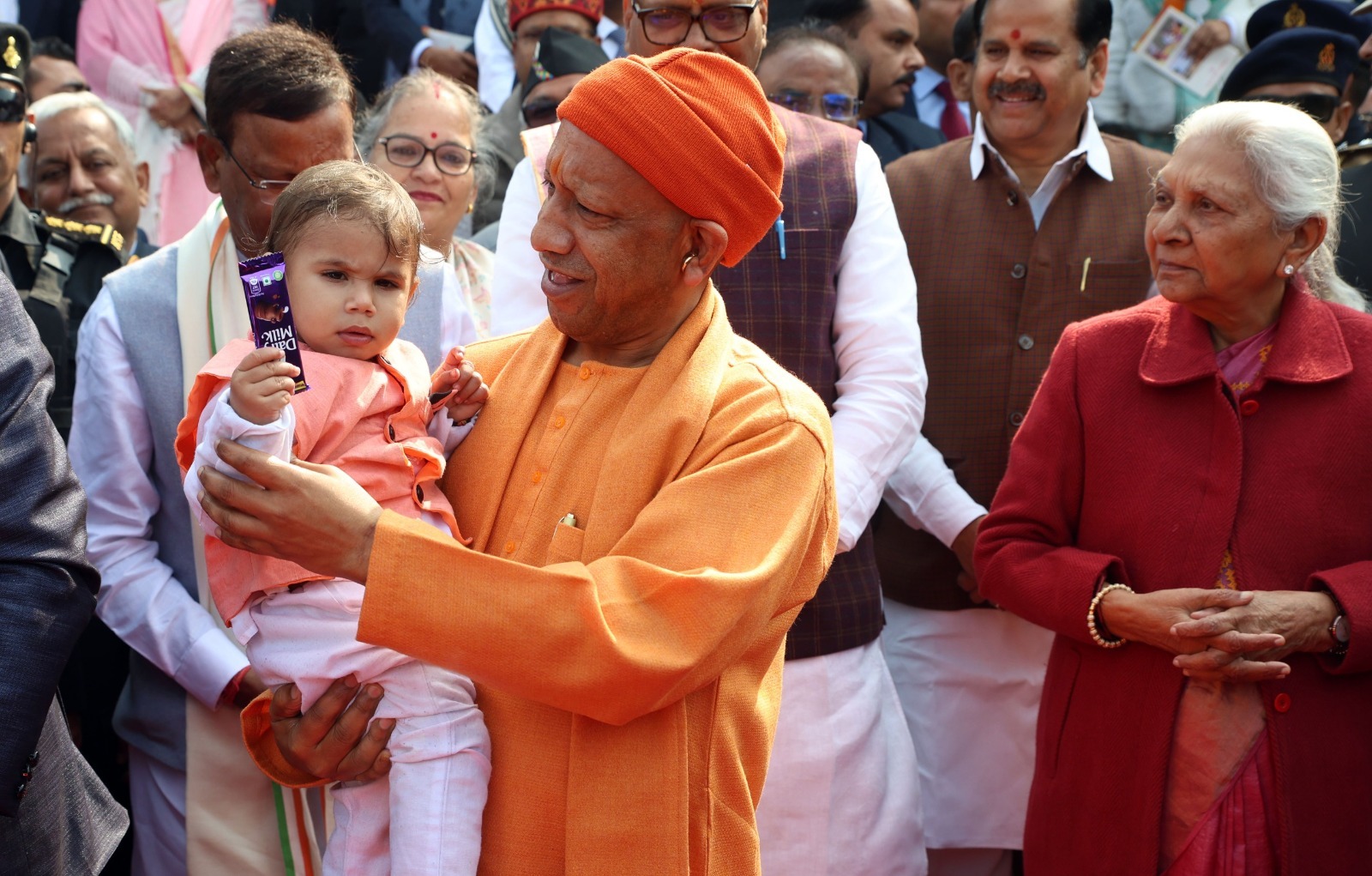 जनसेवा, संवेदना और सुशासन की जीवंत तस्वीर प्रस्तुत करते हैं मुख्यमंत्री