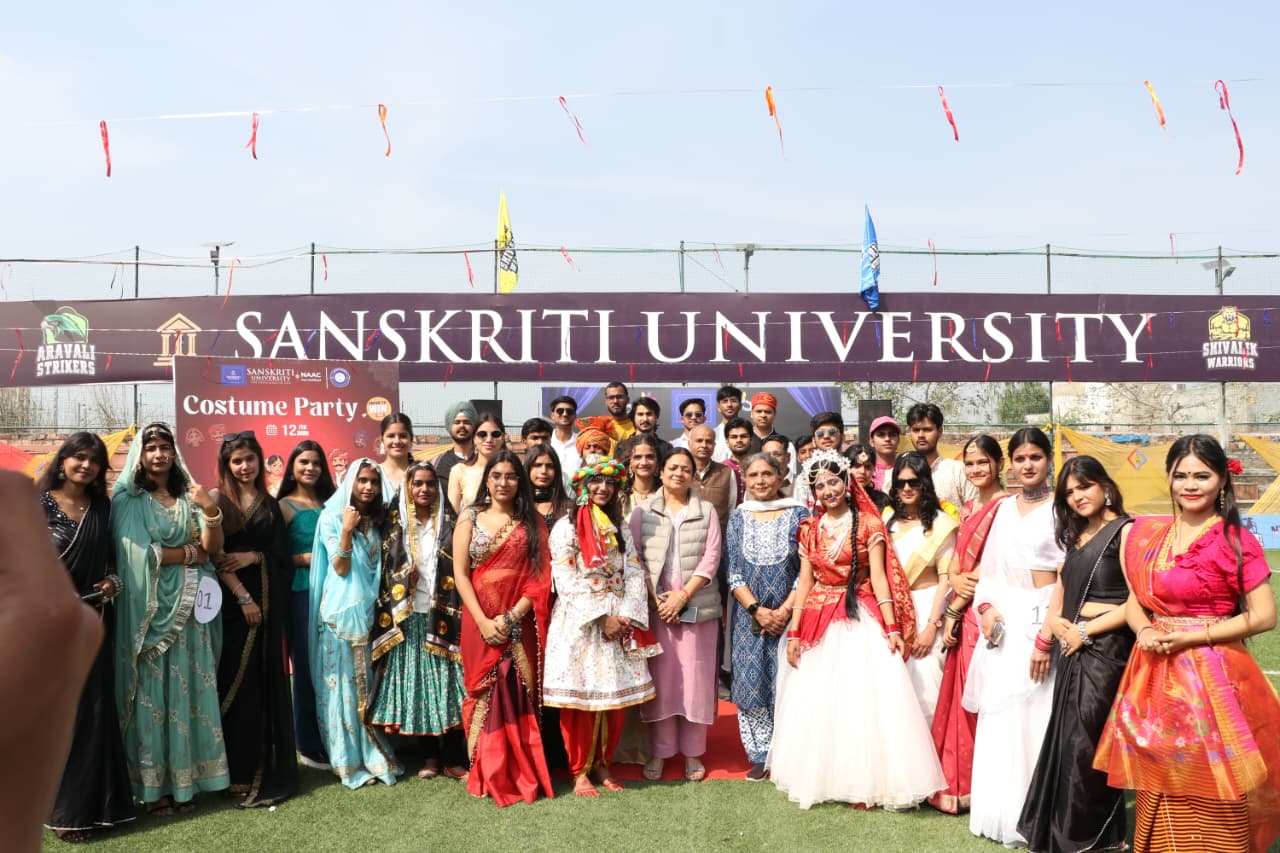 संस्कृति विवि के विद्यार्थियों ने मैदान पर बिखेरे संस्कृतियों के रंग