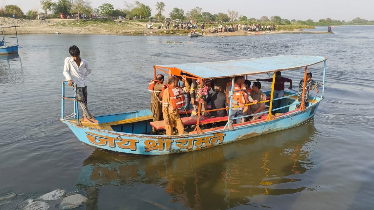 वृंदावन में यमुना का तांडव—लापरवाही की नाव पर सवार थी मौत