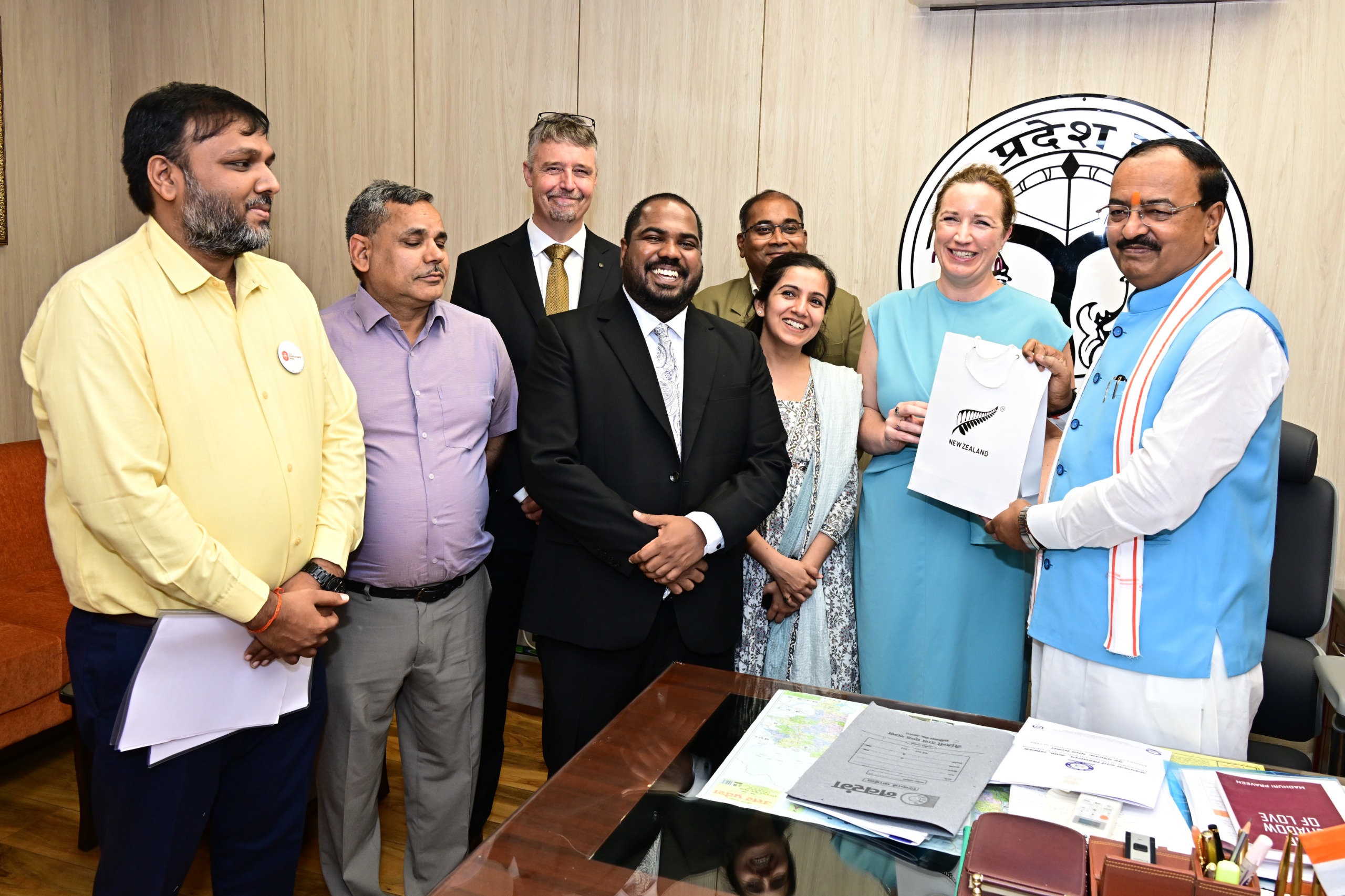न्यूजीलैंड की आधुनिक तकनीक से प्रदेश के मधुमक्खी पालकों को मिलेगा लाभ, निर्यात को भी मिलेगा बढ़ावा