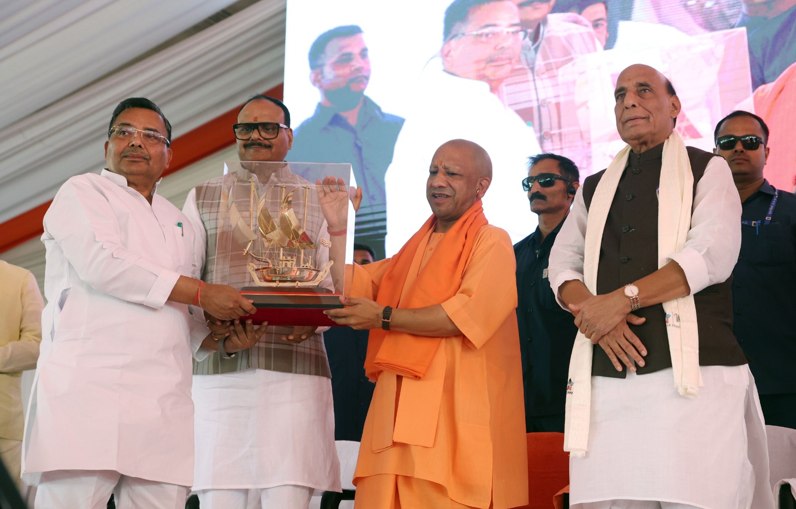 जब सैनिक सीमा की रक्षा करते हैं, तब 140 करोड़ भारतवासी चैन से सोते हैः मुख्यमंत्री