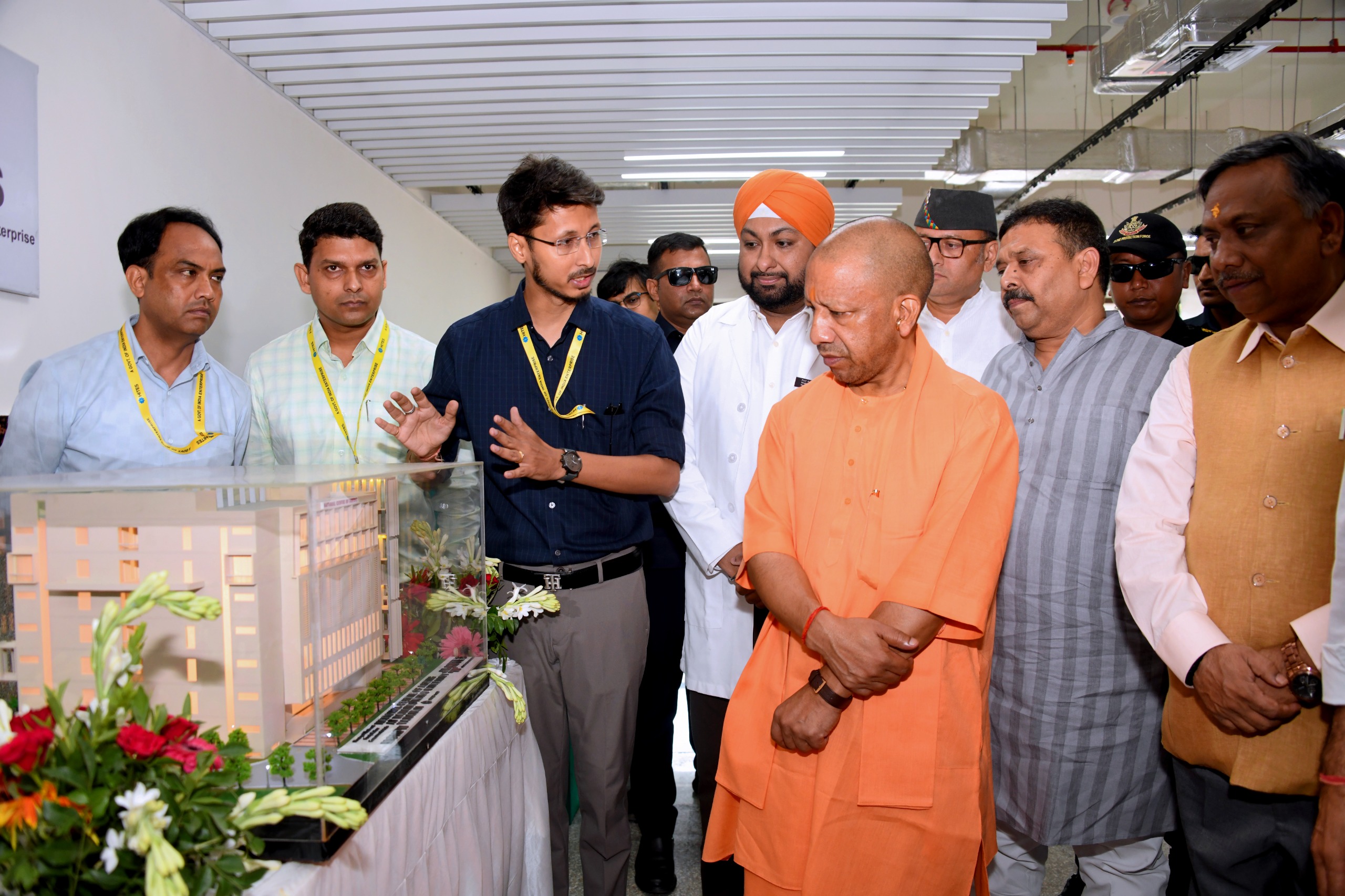बीएचयू में निर्माणाधीन ‘नेशनल सेंटर फॉर एजिंग’ का सीएम योगी ने किया स्थलीय निरीक्षण
