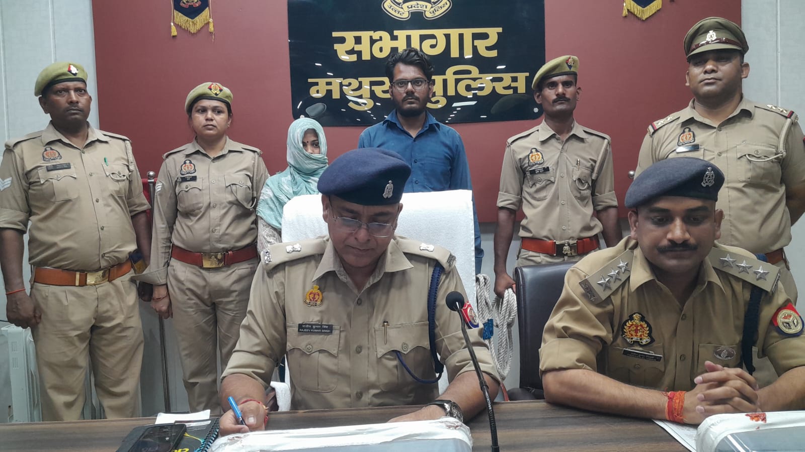 फर्जी लूटकांड का हाईवे पुलिस ने किया खुलासा, सेल्समैन और उसकी पत्नी गिरफ्तार