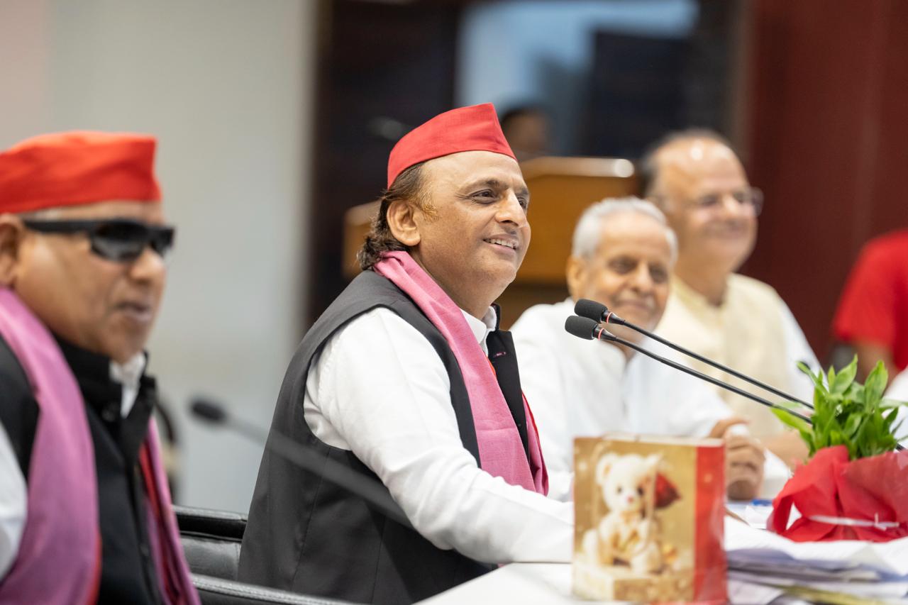 भाजपा राजनीतिक दल नहीं गैंग है:  अखिलेश यादव