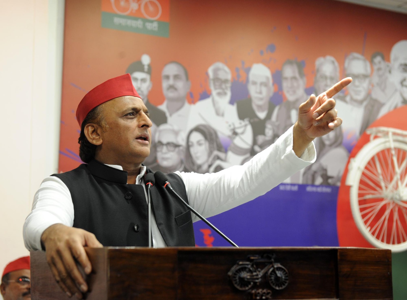 भाजपा सरकार से हर वर्ग नाराज है: अखिलेश यादव
