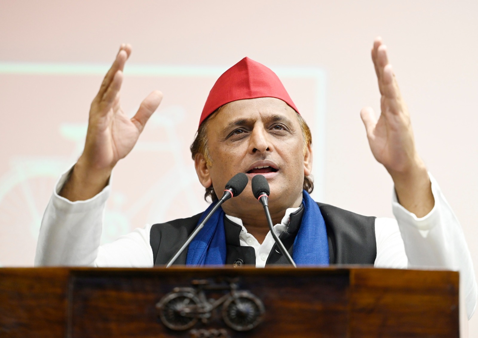 भाजपा सरकार यूपीआई पेमेंट पर टैक्स लगाकर चुंगी वसूलना चाहती है: अखिलेश यादव