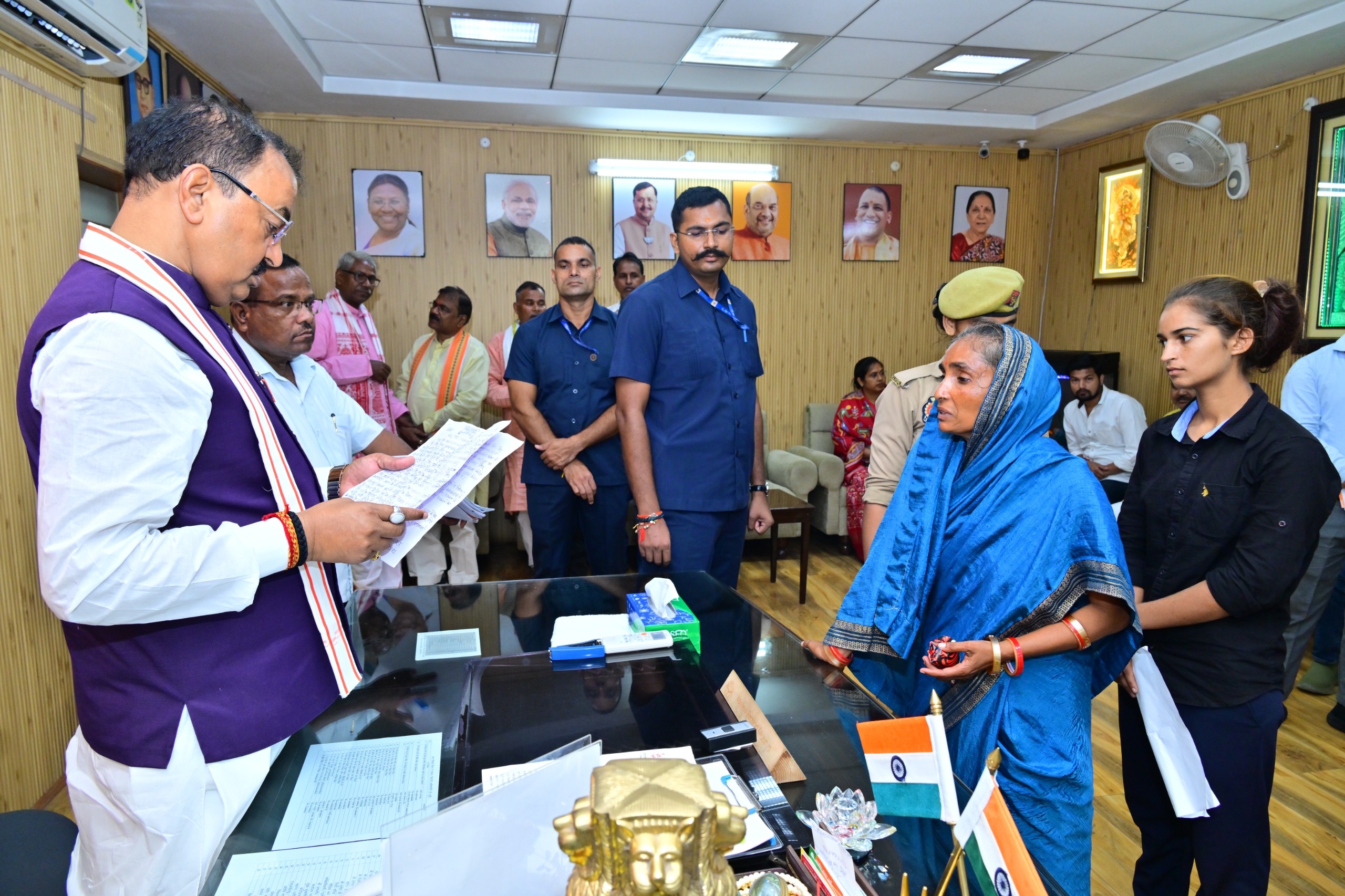 हर व्यक्ति को न्याय दिलाना और पात्रों तक सरकारी योजनाओं का लाभ पहुंचाना सरकार की प्राथमिकता: केशव प्रसाद मौर्य