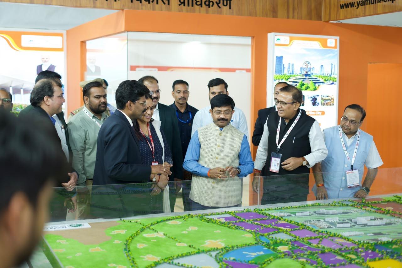यूपीआईटीएस में दिखी यीडा की 25 वर्षों की विकास यात्रा, औद्योगिक निवेश से वैश्विक सिटी तक रोडमैप प्रदर्शित