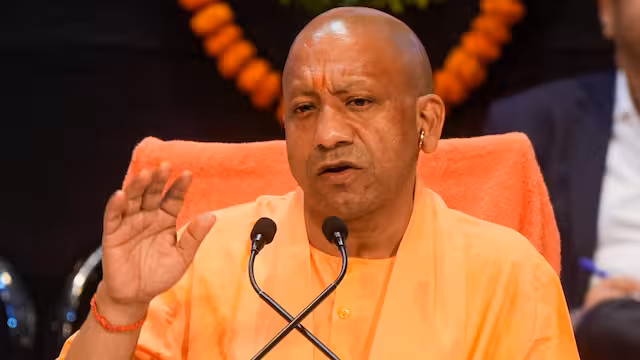 यूपी-नेपाल सीमा पर बसे गांव में योगी सरकार लाई खुशियों का सवेरा